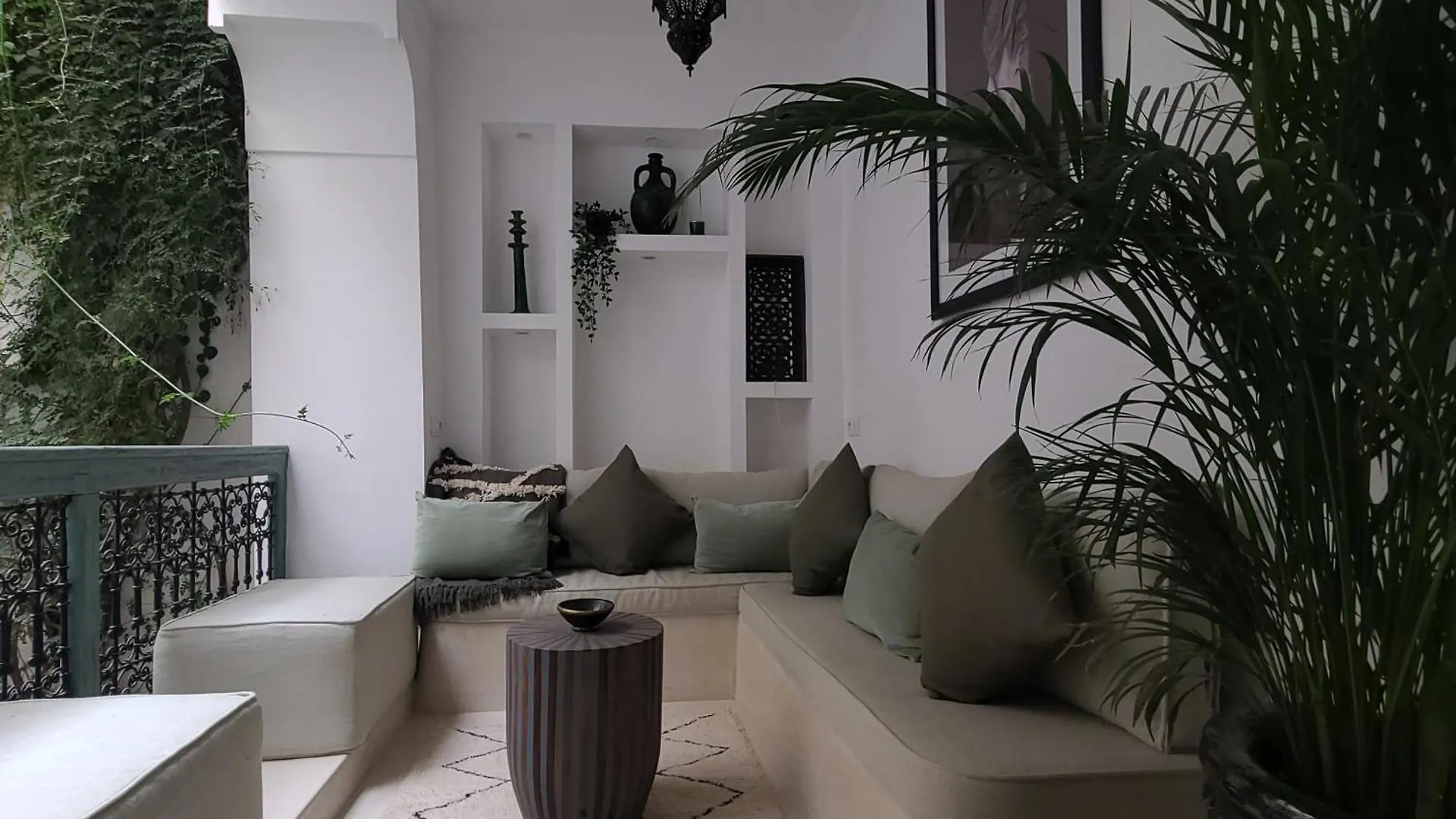 Le Petit Pacha location